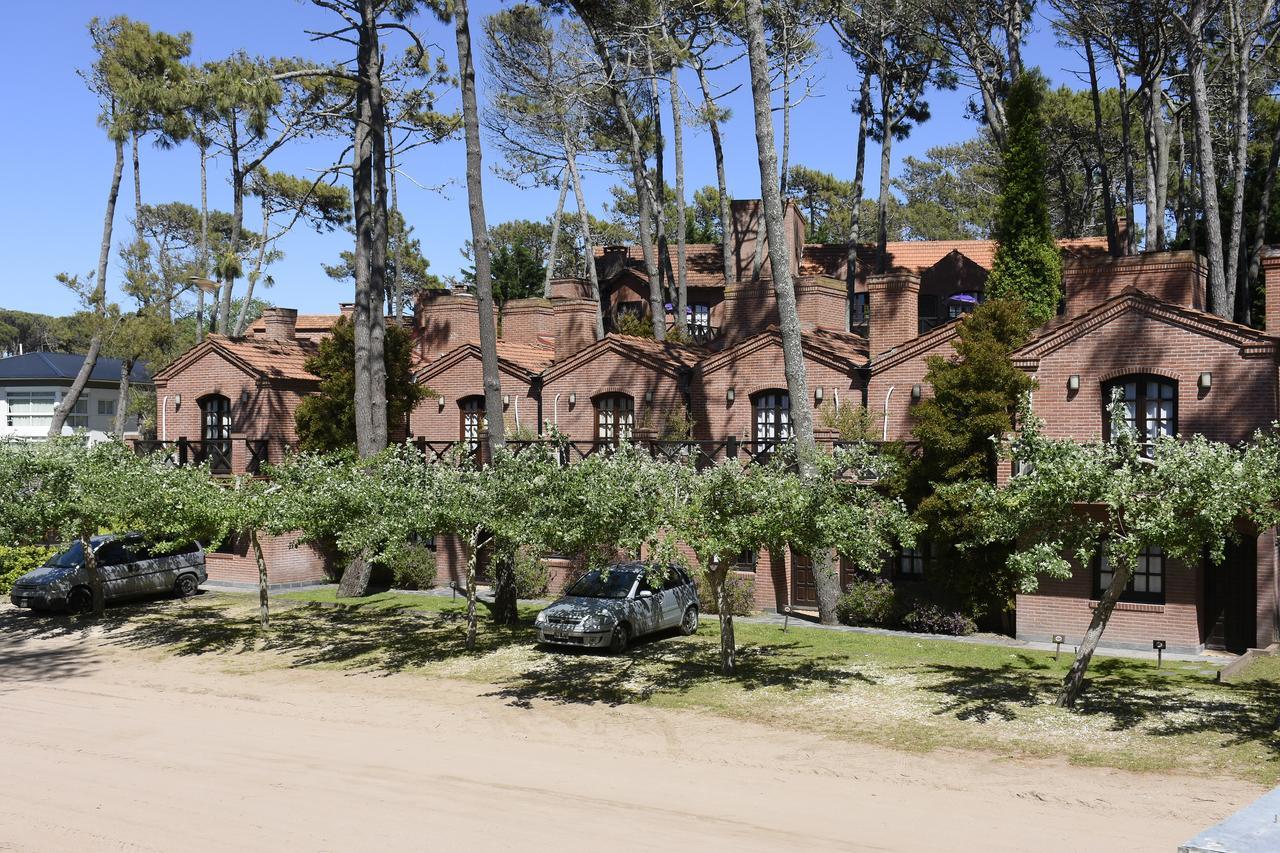 Apart Hotel Las Hadas Carilo Eksteriør bilde